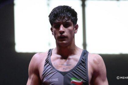 Campeón de lucha libre de 19 años ejecutado públicamente en Irán