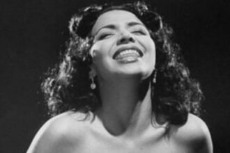 Ciudad de México recuerda a la "Sirena de México" en 103 años