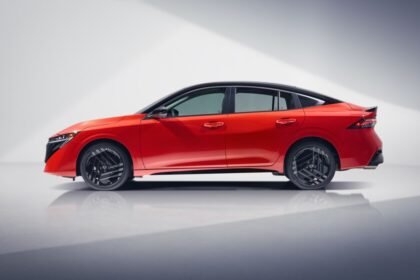 Costo promedio de auto nuevo en México supera $500,000; pago toma años