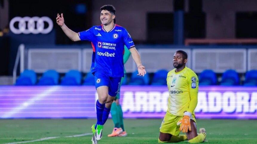 Cruz Azul vence 4-0 a Atlético Nacional en amistoso en Estados Unidos