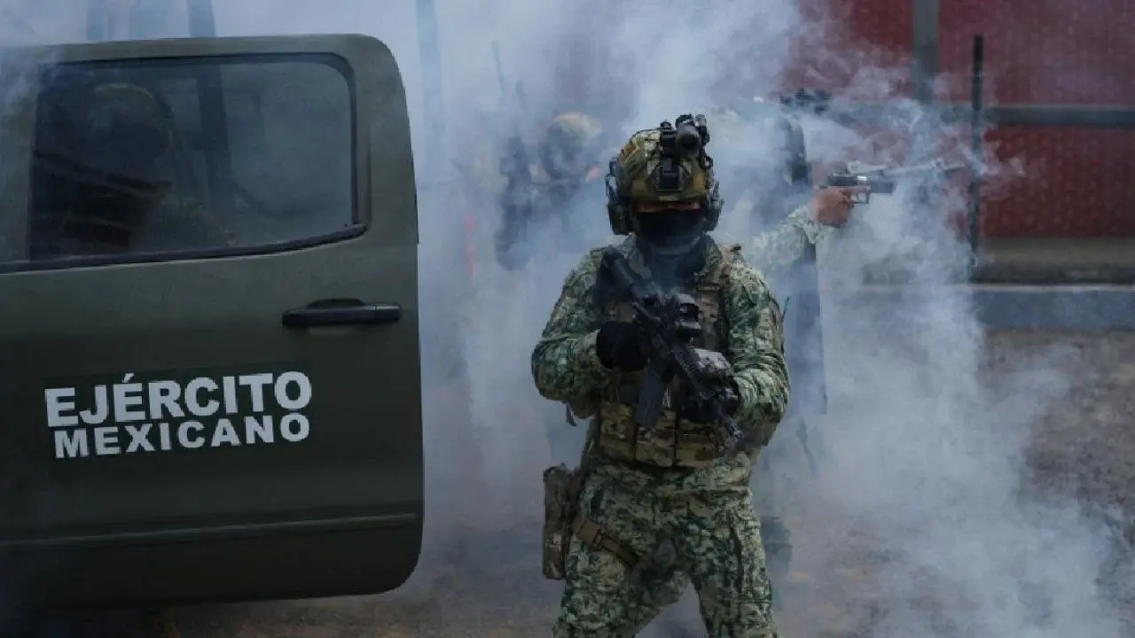 Ejército mexicano entrena a grupo de élite "Los Murciélagos" para el Mundial