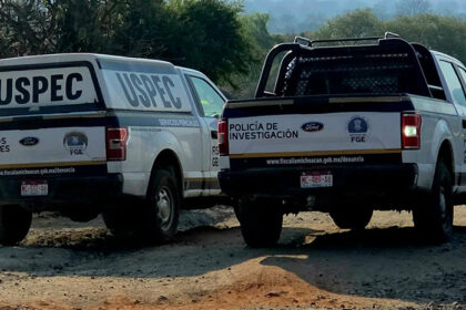 Encuentran dos hombres ejecutados y maniatados en Tacámbaro, Michoacán