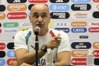 Entrenador Roberto Martínez se declara satisfecho con empate ante México