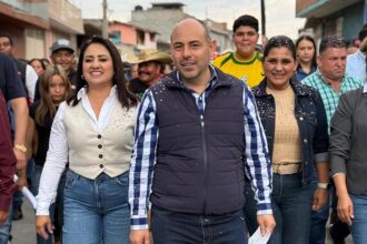 Eric Gaona y Gladyz Butanda inauguran dos tramos carreteros en Tarímbaro, Michoacán