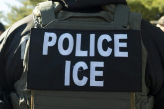 Familia exige justicia tras muerte de mexicano en custodia de ICE