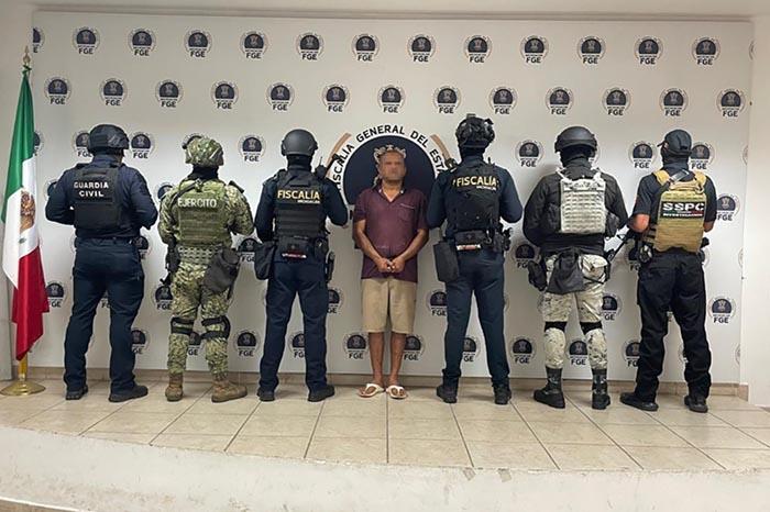 FGE detiene a presunto homicida de agente del MP en Lázaro Cárdenas