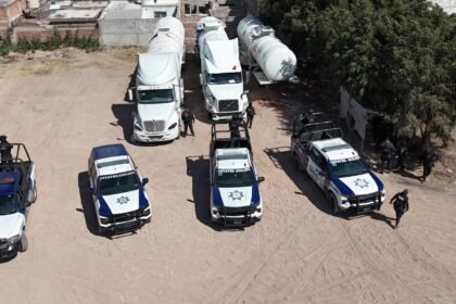 FSPE asegura tractocamiones, autotanques y 28,000 litros en Cortazar, Guanajuato