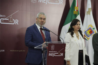 Gobernador Bedolla descarta precampañas en Morena; anuncia fechas de registro en Michoacán