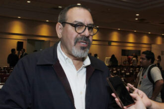 Gobierno de Michoacán analiza uso de aviones para inducir lluvias por sequía