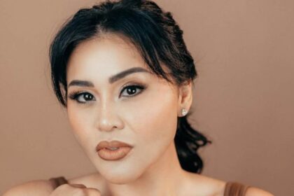 Gomita califica de "infiel" a su papá y revive recuerdos familiares