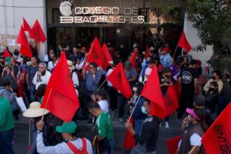Huelga afecta 20 planteles del Colegio de Bachilleres en CDMX y Edomex
