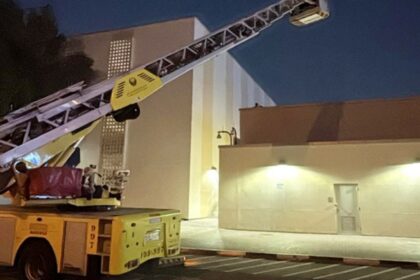 Incendio cerca del consulado estadounidense en Dubái tras ataque con dron iraní