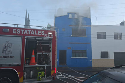 Incendio en vivienda de colonia Obrera, Morelia, provoca daños materiales