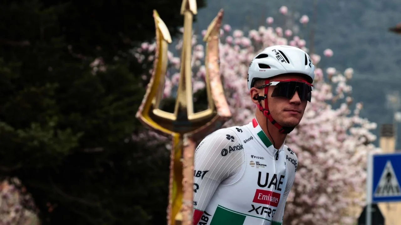 Isaac del Toro, nuevo líder del Tirreno-Adriático tras la segunda etapa