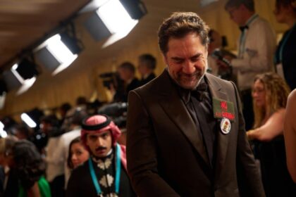 Javier Bardem explica su pin en los Oscar
