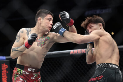 Kavanagh vence al tijuanense Brandon Moreno por decisión unánime