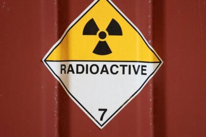 Kuwait City declara emergencia nuclear tras ataques iraníes