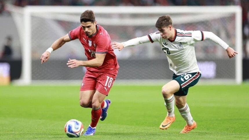 'La Hormiga' González recibe ovación y falla oportunidad en México vs Portugal