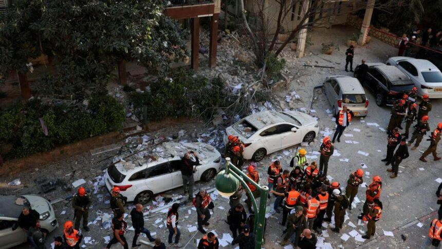 México evacúa 121 ciudadanos por rutas terrestres desde Medio Oriente