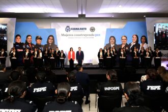 Mujeres de la Secretaría de Seguridad y Paz reconocidas por su labor
