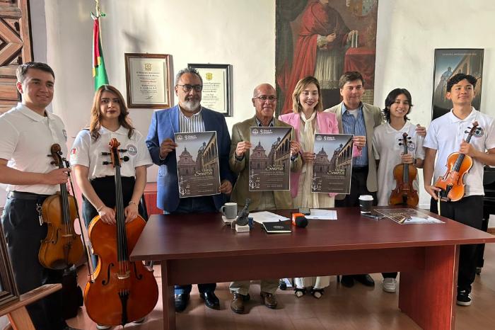 Músicos de Morelia, Michoacán llevan música mexicana a París