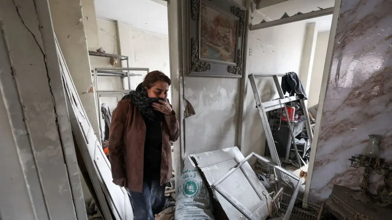 Nuevos ataques a buques; crudo roza 100 dólares en día 13