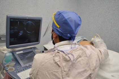 ¿Qué ciudad o estado desea que incluya en el título?