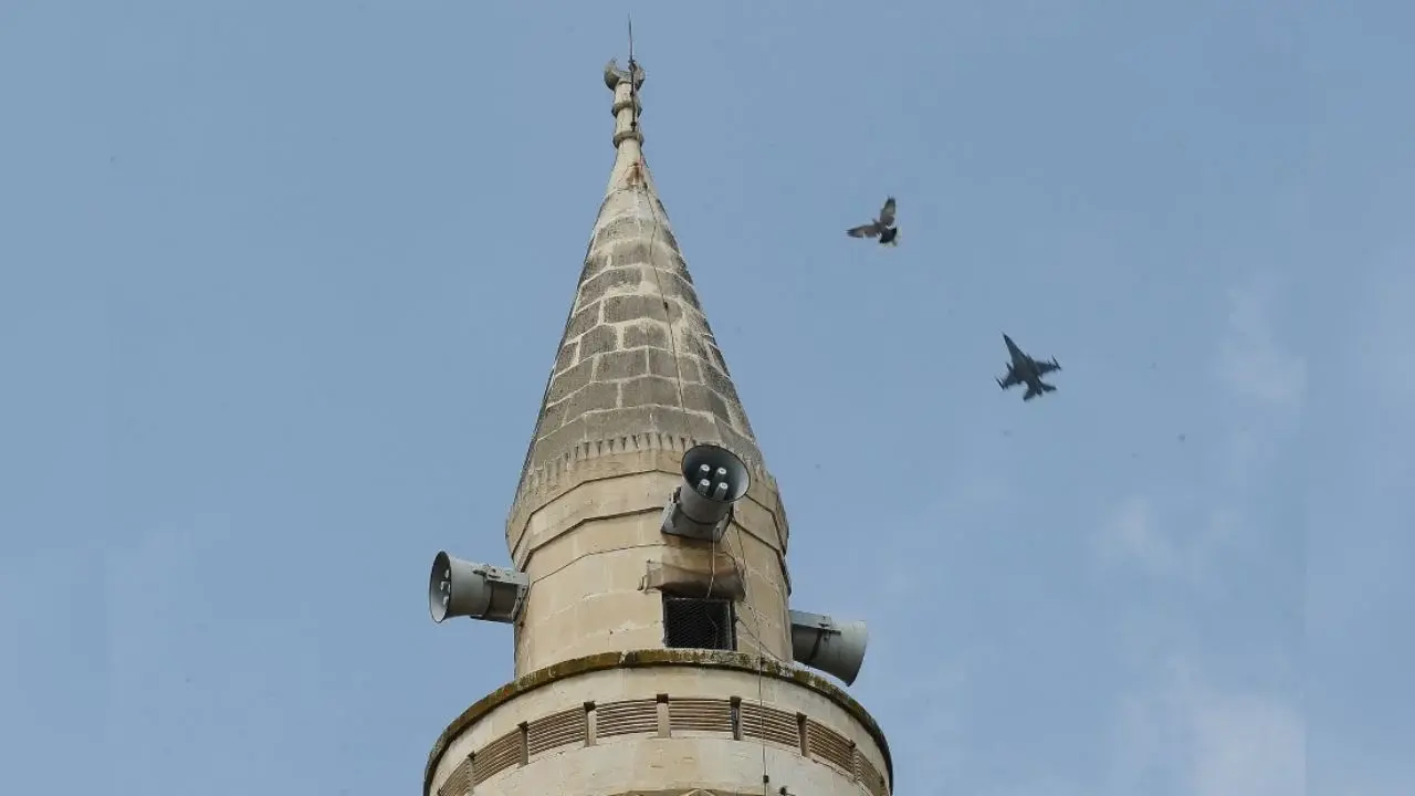 Residuos de misil iraní caen en Turquía tras interceptación de la OTAN