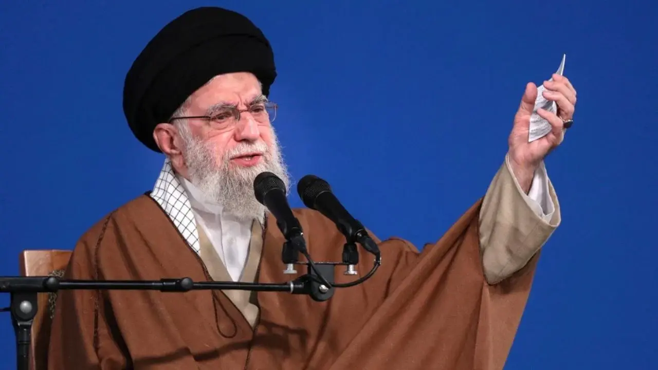 Teherán: hijo de Alí Jamenei sería elegido líder supremo de Irán