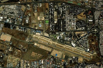 Teherán: uno de tres aeropuertos iraníes atacados por Israel
