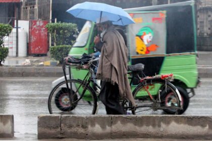 Temporal provoca decenas de víctimas en comunidades costeras