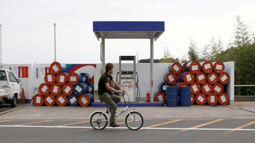 Tokio anuncia venta de reservas estatales de crudo por bloqueo en Ormuz