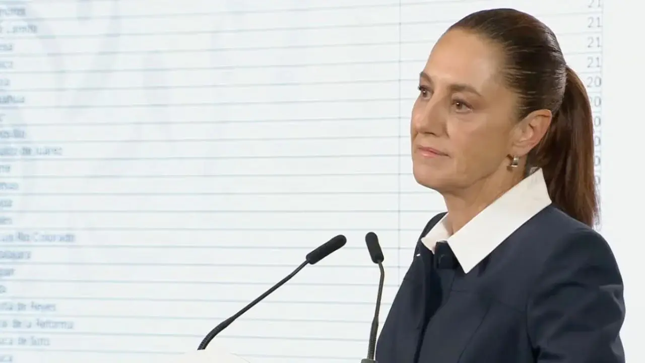 Tras rechazo, Sheinbaum en CDMX presenta "plan B" y consulta popular