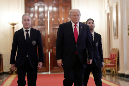 Trump afirma que el Gobierno de La Habana caerá muy pronto