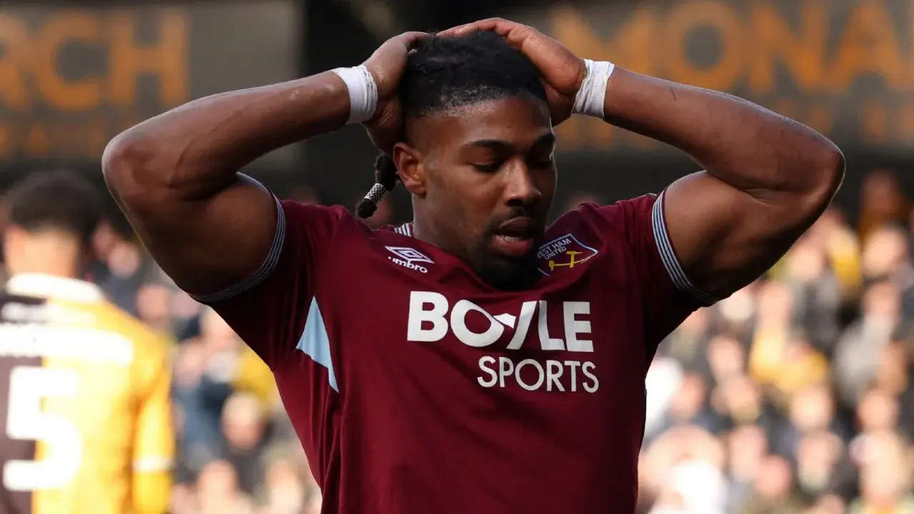 West Ham prohíbe a Adama Traoré levantar pesas