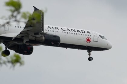 Air Canada cancela seis rutas y suspende Montreal–Guadalajara por alza de combustible