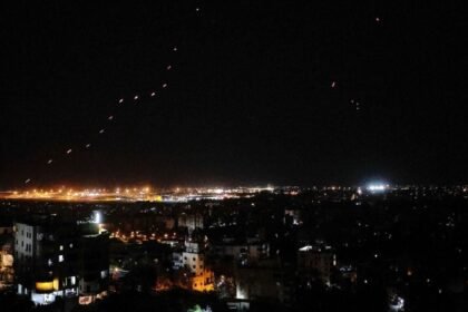 Beirut registra disparos y lanzamientos de cohetes tras inicio de tregua