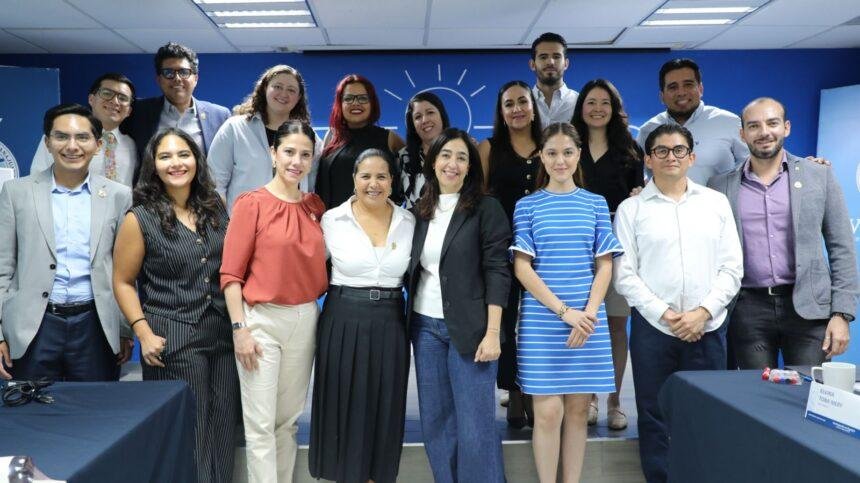 Capacitación fortalece al Gabinete de las Juventudes en el estado.