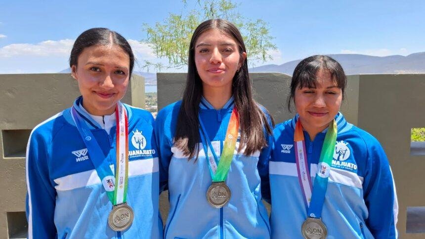 Ciclistas guanajuatenses obtienen oro y bronce en la Olimpiada Nacional.