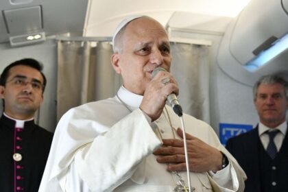 Ciudad del Vaticano: Papa León XIV responde a Trump y pide paz