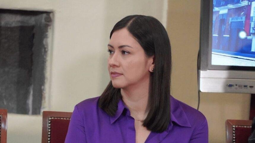 Consejera del INE enfatiza la obligación de partidos de postular mujeres.