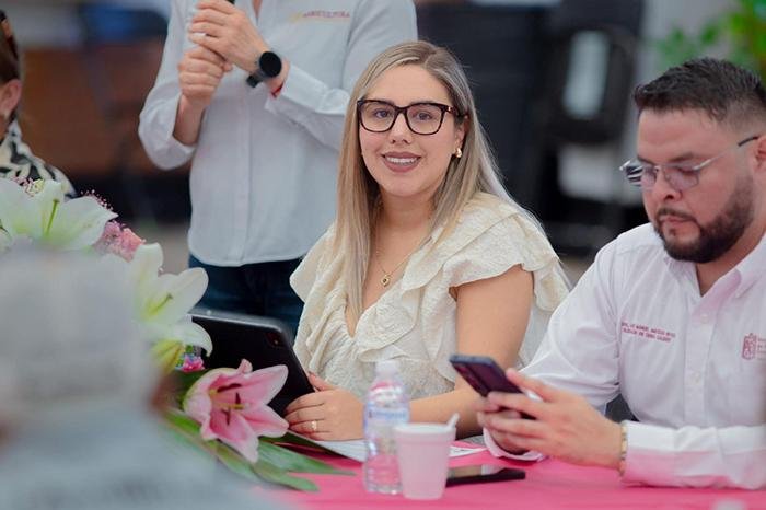 Dayana Pérez preside 4ª sesión de Desarrollo Rural en Salvador Escalante