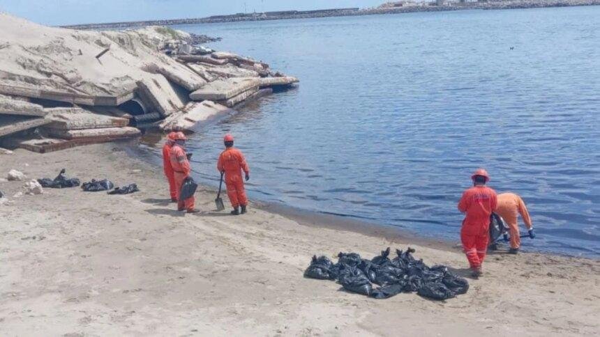 Derrame en el Golfo de México afecta costas de Tabasco y Tamaulipas
