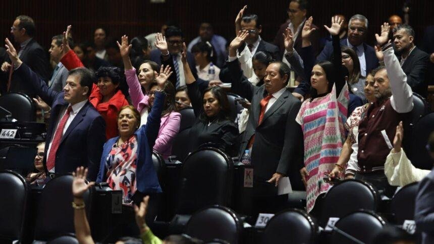 Diputados autorizan a la SCT construir hospitales en Ciudad de México