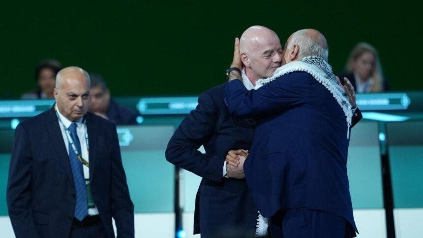 Directivos de Palestina e Israel evitan saludo en Congreso de la FIFA