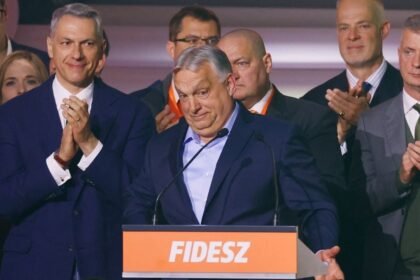 En Budapest, Orbán reconoce derrota y felicita a la oposición tras elecciones