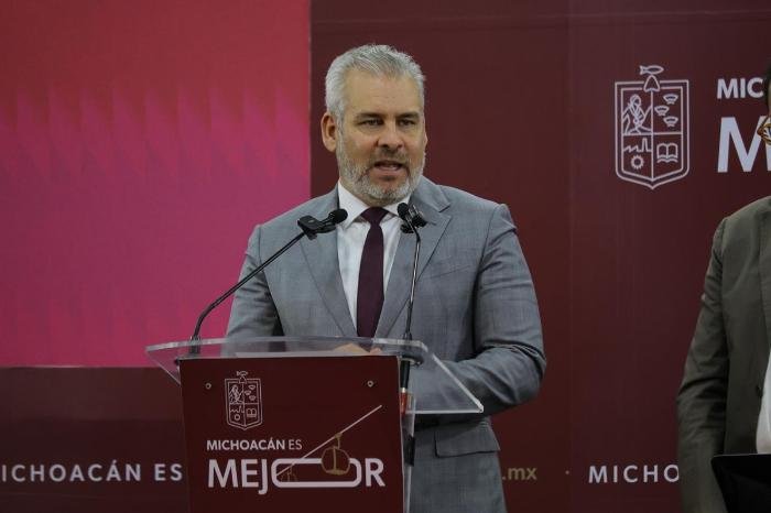 Inicia entrega gratuita de tarjetas del teleférico en Uruapan, Michoacán