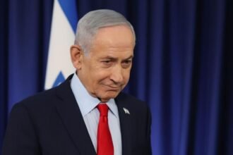 Israel autoriza negociaciones directas con Líbano para un alto al fuego