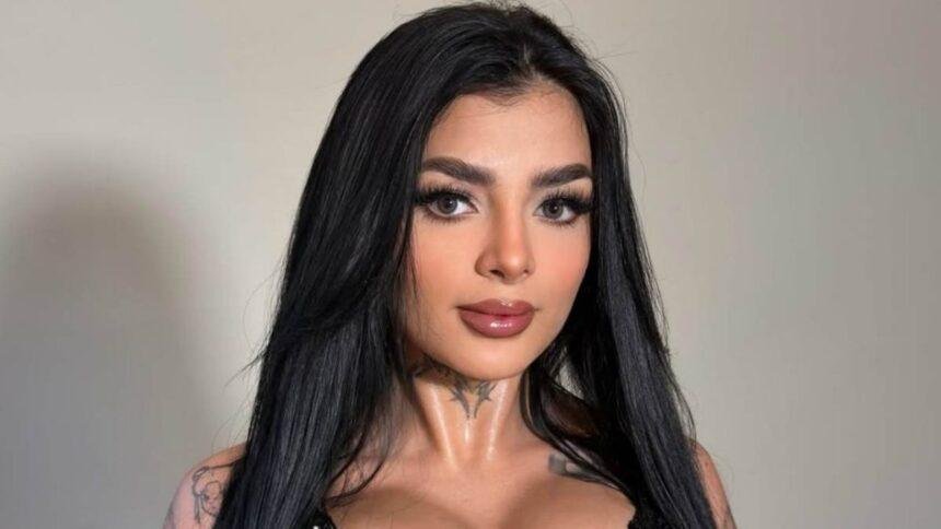 Karely Ruiz anuncia encuentro presencial con sus seguidores