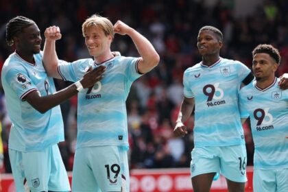 Michael Jackson nuevo entrenador del Burnley en la Premier League